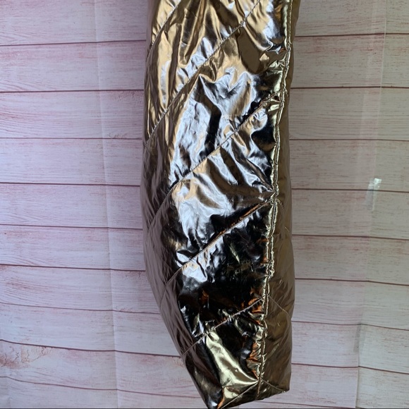 Victoria’s Secret Metallic Rose Gold Tote - Picture 7 of 9